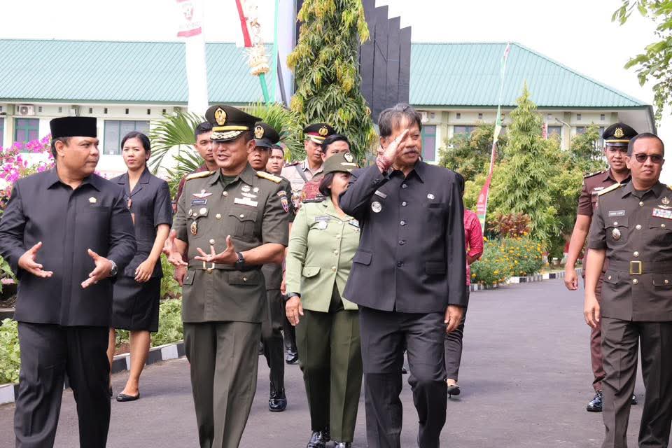 Penutupan DIKMABA Infanteri dan DIKTUBA TNI AD TA 2025 Dihadiri Wakil Bupati Tabanan