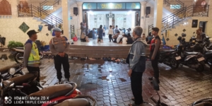 Polsek Dawan Amankan Kegiatan Peringatan Isra Mi’raj Nabi Muhammad SAW 1447 H di Desa Kampung Kusamba.