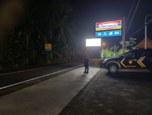 Polsek Mengwi Laksanakan Patroli dan Pemantauan Situasi Pada Malam Hari