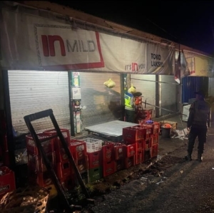 Kegiatan Rutin Polsek Penebel  Dengan Humanis Menyasar tempat – tempat Keramaian