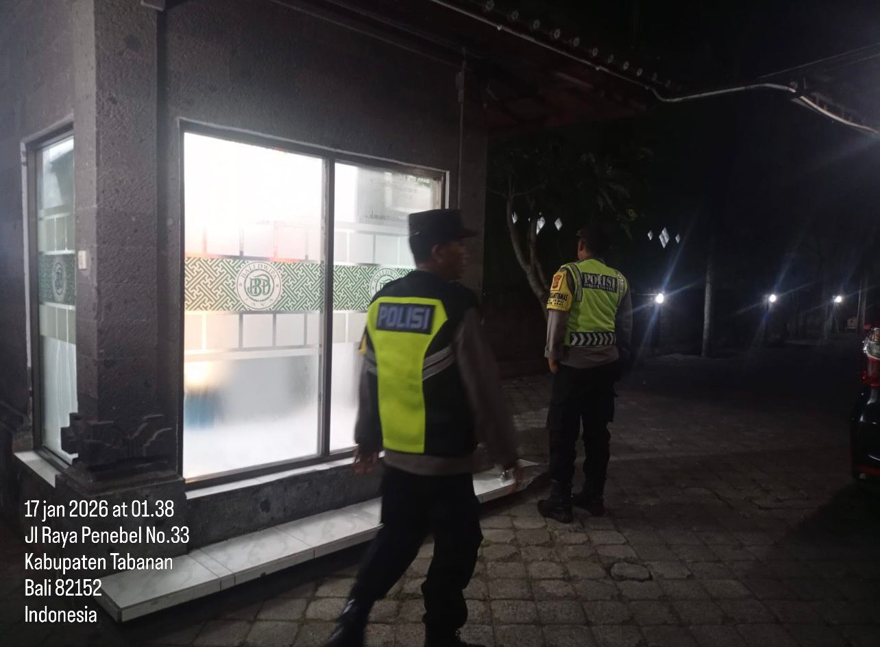 Cegah terjadinya Kriminalitas pada malam hari, Polsek Penebel laksanakan Patroli Blue Light