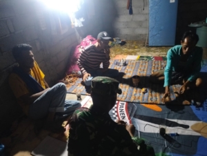 Babinsa Serka Amrin Aktif Jaga Keamanan Wilayah Melalui Patroli dan Silaturahmi Warga