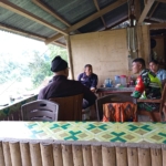 Babinsa Kodim 1602/Ende Pantau Wilayah dan Himbau Warga Jaga Keamanan Lingkungan