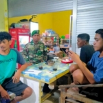 Ciptakan Rasa Aman, Babinsa Koramil Jereweh Laksanakan Patroli Malam Rutin