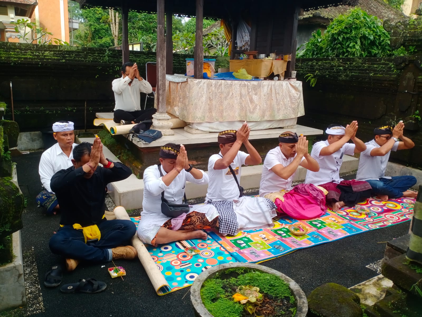 Polres Bangli Bersembahyang, Wujudkan Kedamaian dan Ketenangan