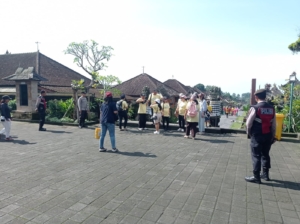 Pastikan Keamanan Wisatawan, Pawas Bersama Anggota Sambangi Obyek Desa Wisata Penglipuran