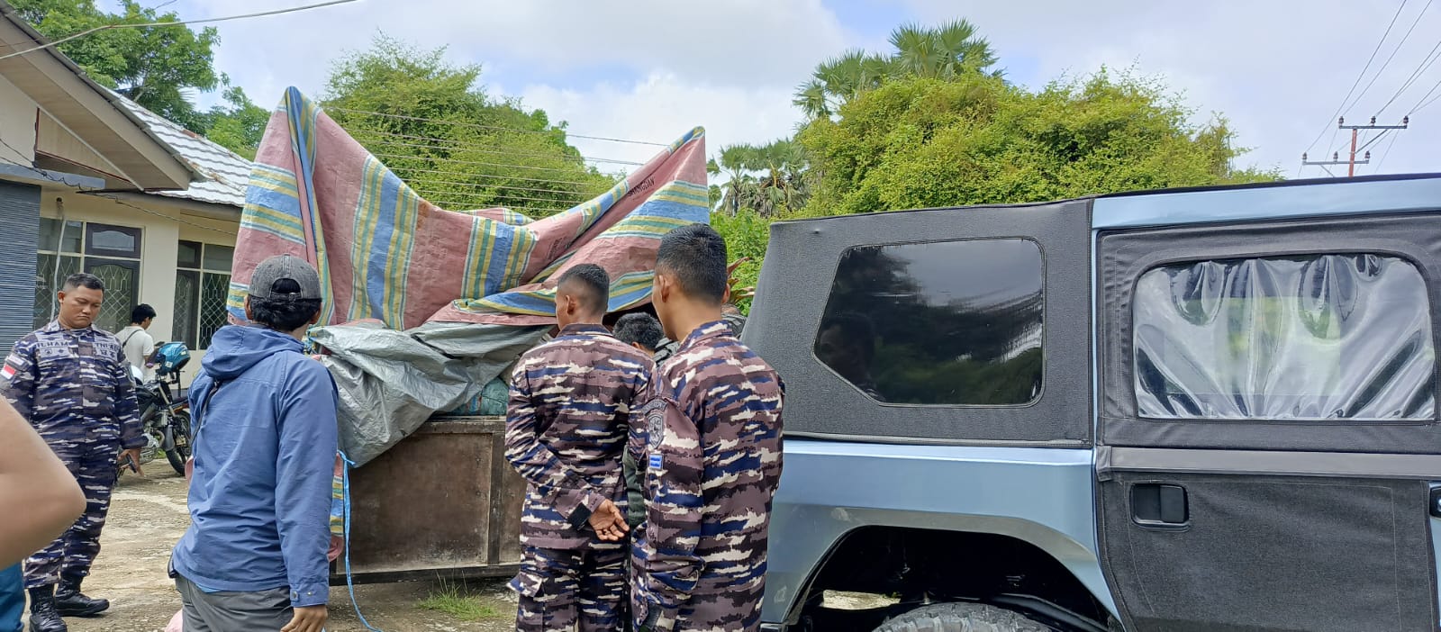 Tanpa Dokumen Resmi, Truk Bermuatan Kayu Santigi Diamankan Aparat di Pantai Baru
