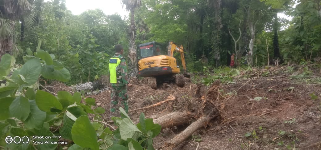 Babinsa Kodim 1627/Rote Ndao Monitoring Tahap Awal Pembangunan KDKMP