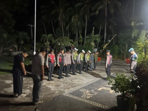 Polsek Nusa Penida Amankan Persembahyangan Siwaratri di Pura Penataran Dalem Ped.
