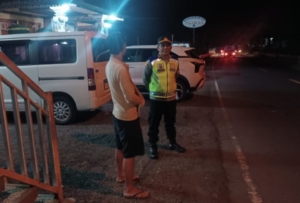 Patroli Malam di Jam Rawan, Polsek Baturiti Perketat Pengawasan Kamtibmas
