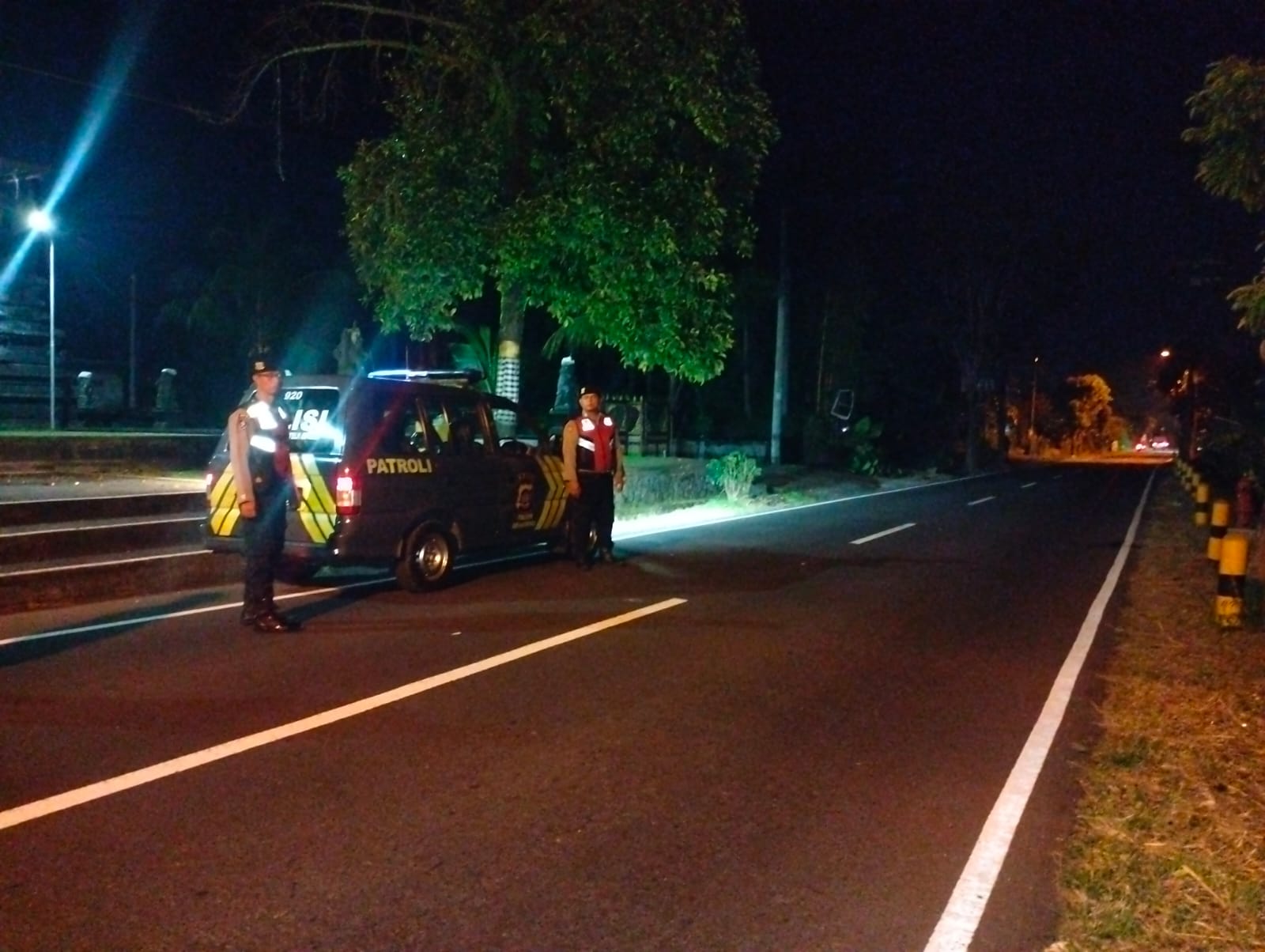 Hadirkan Keamanan Berkelanjutan, Samapta Polsek Abiansemal Gelar Patroli Harkamtibmas