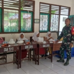 Serka Bustanuddin Dampingi Program Makan Bergizi Gratis bagi Siswa SDN 12 Taliwang