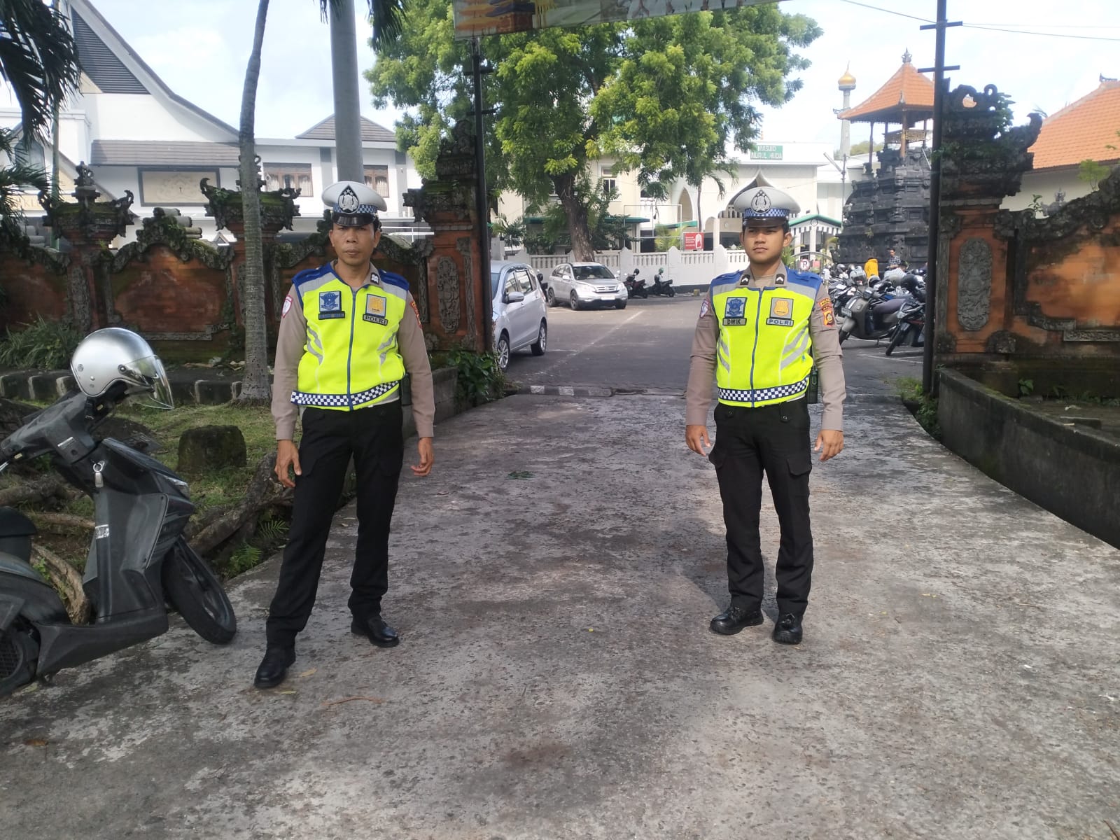 Polres Bandara Ngurah Rai Siagakan Personel Amankan Ibadah Minggu