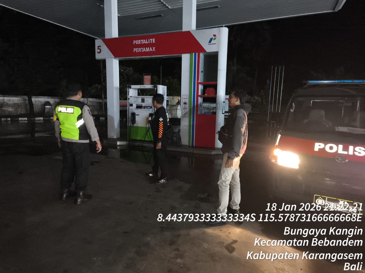 Jaga Kamtibmas di Tengah Cuaca Ekstrem, Polsek Bebandem Intensifkan Blue Light Patrol dan Sambangi Objek Vital