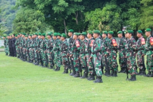 Melalui Upacara Bendera, Dandim 1628/SB Perkuat Semangat Nasionalisme Prajurit dan PNS