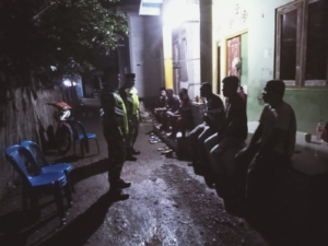 Serka Bambang Pimpin Patroli Siskamling di Kecamatan Sape dan Lambu, Jaga Keamanan Warga