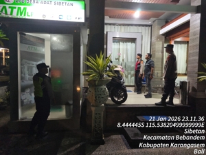Tembus Hujan Gerimis, Blue Light Patrol Polsek Bebandem Amankan Jalur Rawan dan Obyek Vital