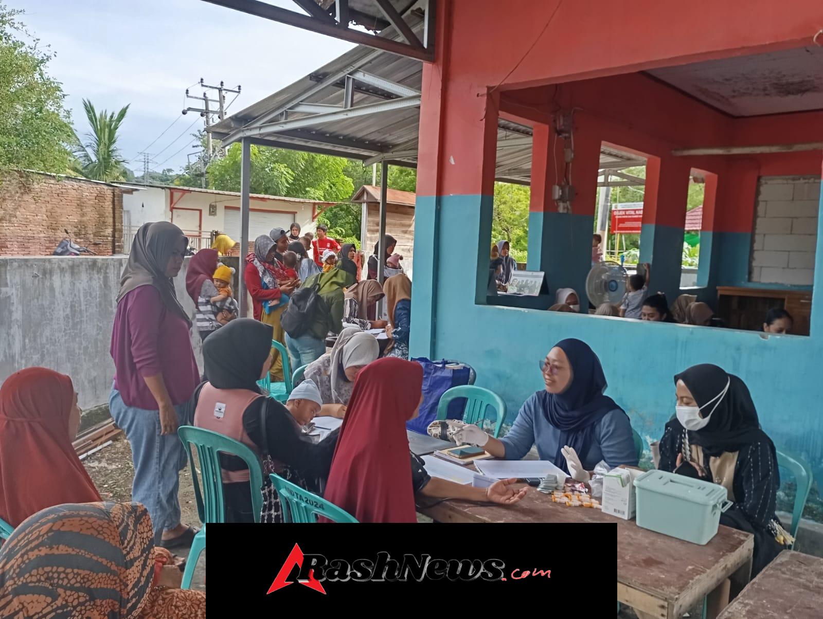 Sinergi Babinsa dan Tenaga Kesehatan, Pelayanan Posyandu Batu Hijau 02 Berjalan Lancar