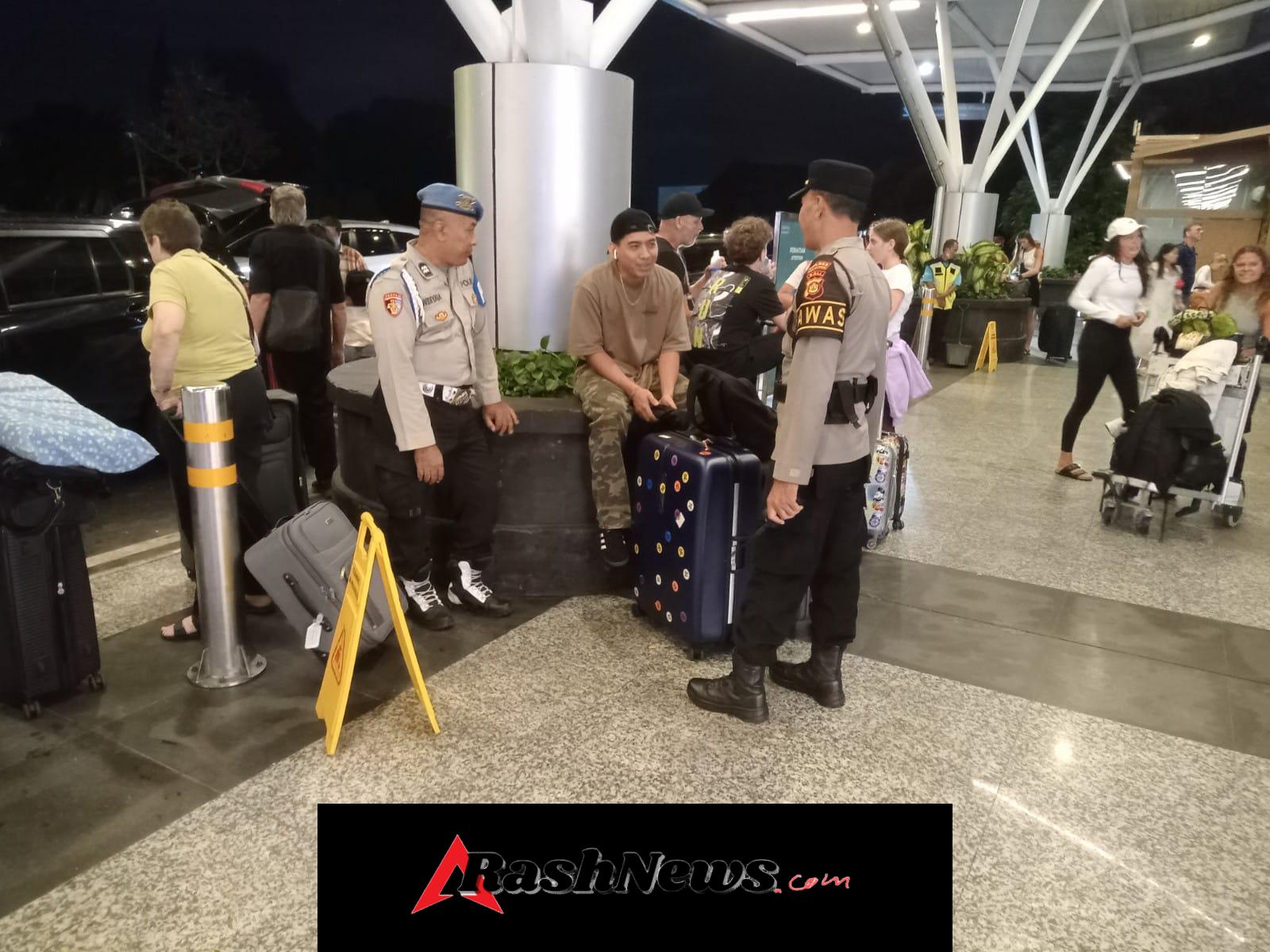 Patroli Humanis Polres Bandara Ngurah Rai, Wujudkan Keamanan dan Kenyamanan Pengguna Jasa Bandara