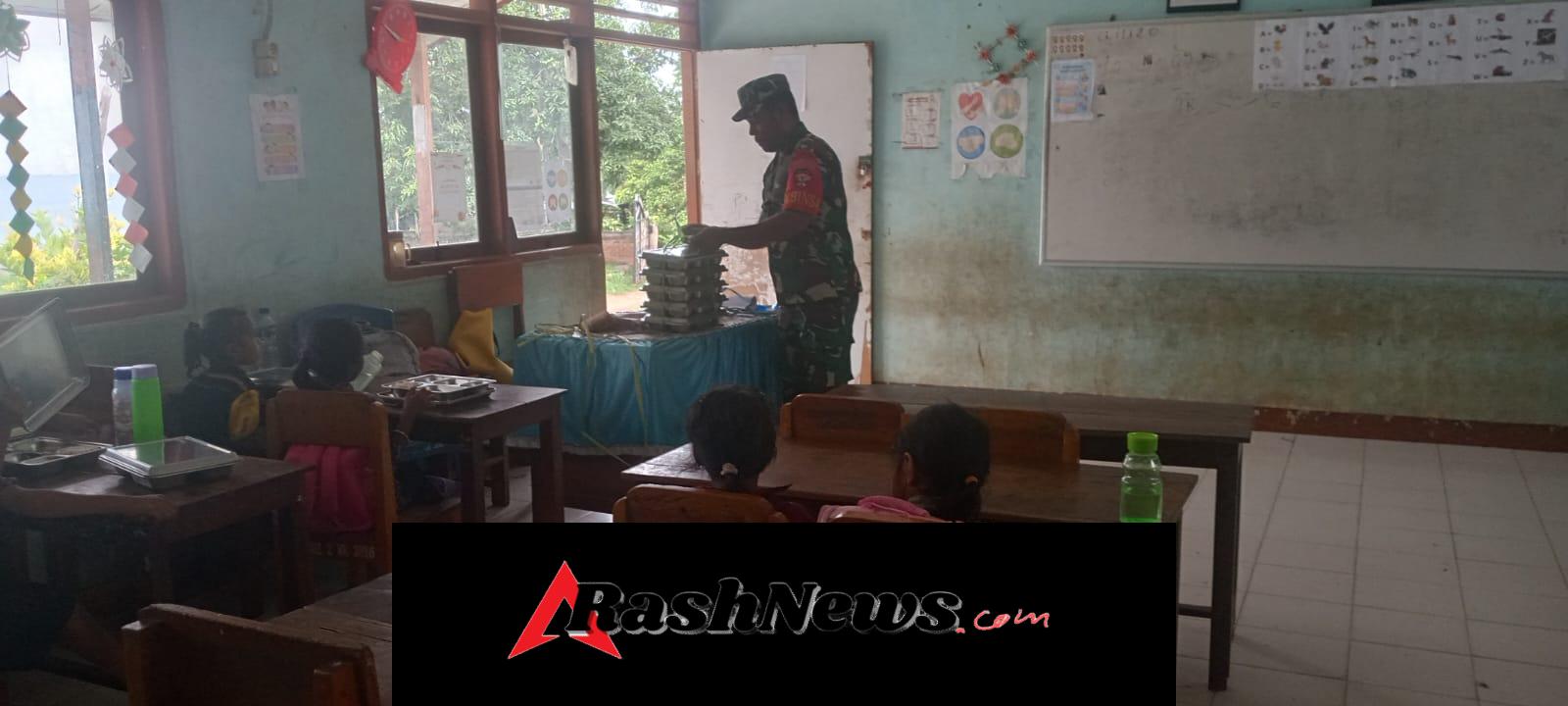 Babinsa Koramil 1624-03/Lewoleba Kawal Distribusi Makanan Bergizi Gratis di Wilayah Nubatukan
