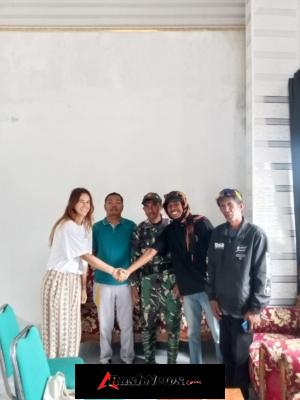 Dukung Penyelesaian Damai, Babinsa Taliwang Dampingi Mediasi Warga