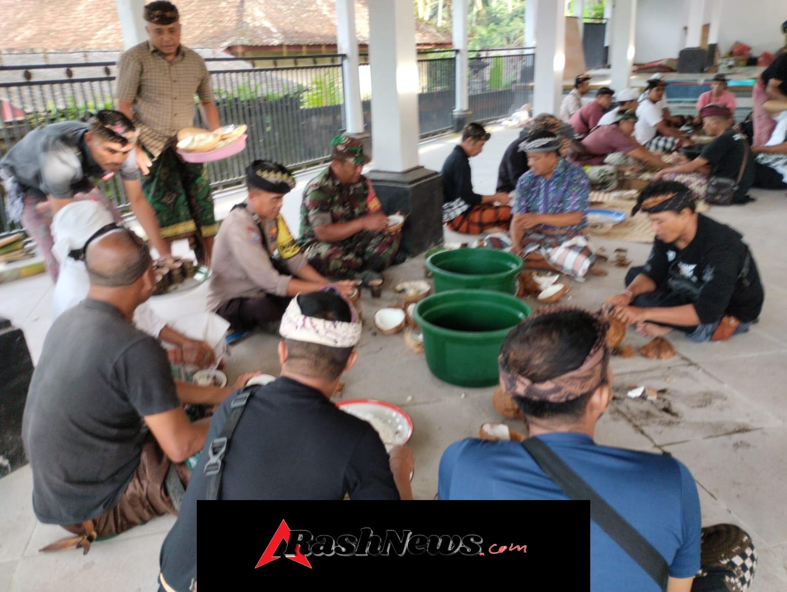 Polsek Sidemen Jalin Silaturahmi Bersama Masyarakat Desa Binaan dengan Menggelar Jumat Curhat