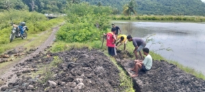 Peran Aktif Babinsa Maurole Sukseskan Program Oplah di Wilayah Binaan