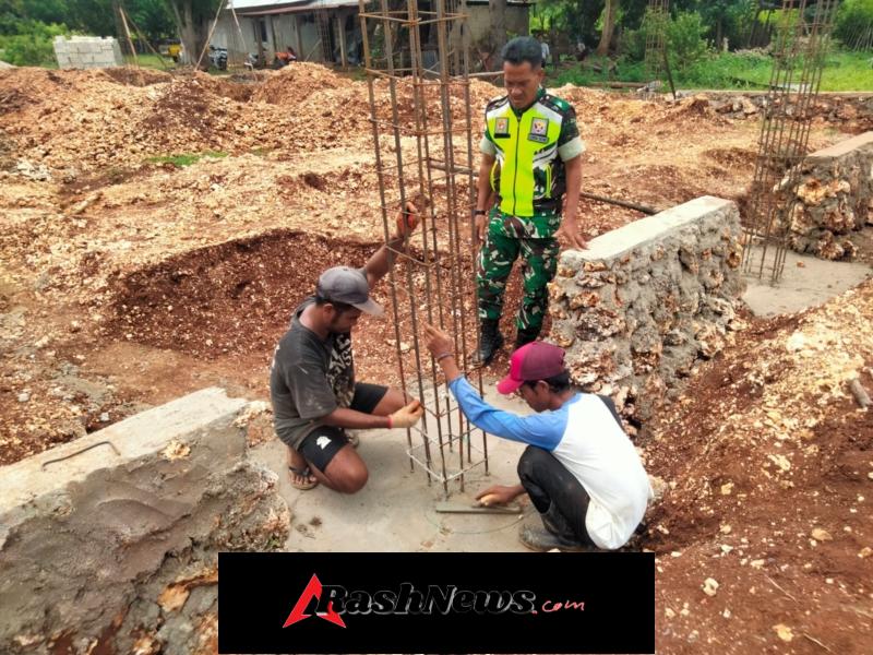 Pembangunan KDKMP Desa Lekunik Berjalan Lancar dengan Pendampingan Babinsa