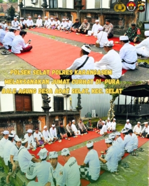 Kapolsek Selat melaksanakan giat Jumat Curhat sambangi Tokoh Masyarakat.