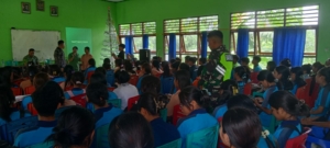 Babinsa Koramil 1627-01/Ba’a Pastikan Sosialisasi Cata–Caba TNI AD Berjalan Aman