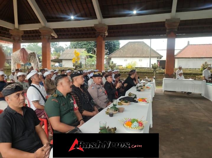 BHABINKAMTIBMAS  HADIRI PENGUKUHAN POKDARWIS KENCANA LOKA, DUKUNG KAMTIBMAS DAN PARIWISATA BERKELANJUTAN