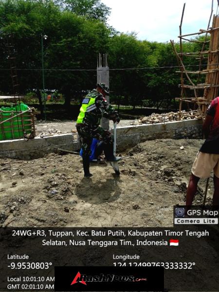 Babinsa Desa Tupan Pastikan Pembangunan Gerai KDKMP Tepat Sasaran.