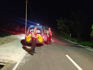 Jaga Keamanan Wilayah Saat Masyarakat Terlelap, Samapta Polsek Abiansemal Gelar Patroli Subuh