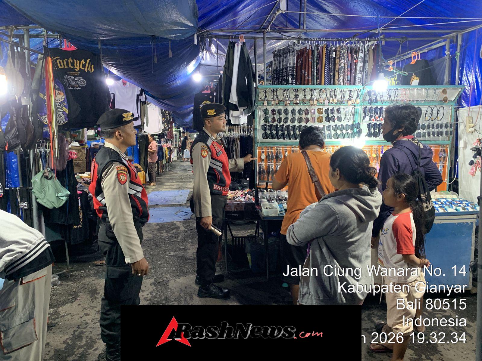 Cegah Kriminalitas, Sat Samapta Polres Gianyar Intensifkan Patroli Mobiling R4 di Pasar Senggol