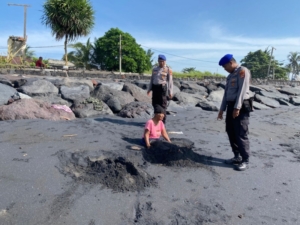 Sat Polairud Polres Gianyar Intensifkan Patroli Pesisir di Pantai Masceti
