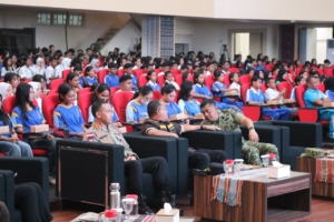 Danrem 161/Wira Sakti Hadiri Pembekalan Bela Negara Kepala Badan Cadangan Nasional Kemhan RI kepada Pelajar SMA/SMK se-Provinsi NTT