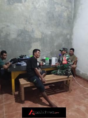 Ciptakan Situasi Kondusif, Babinsa Jereweh Laksanakan Patroli Wilayah