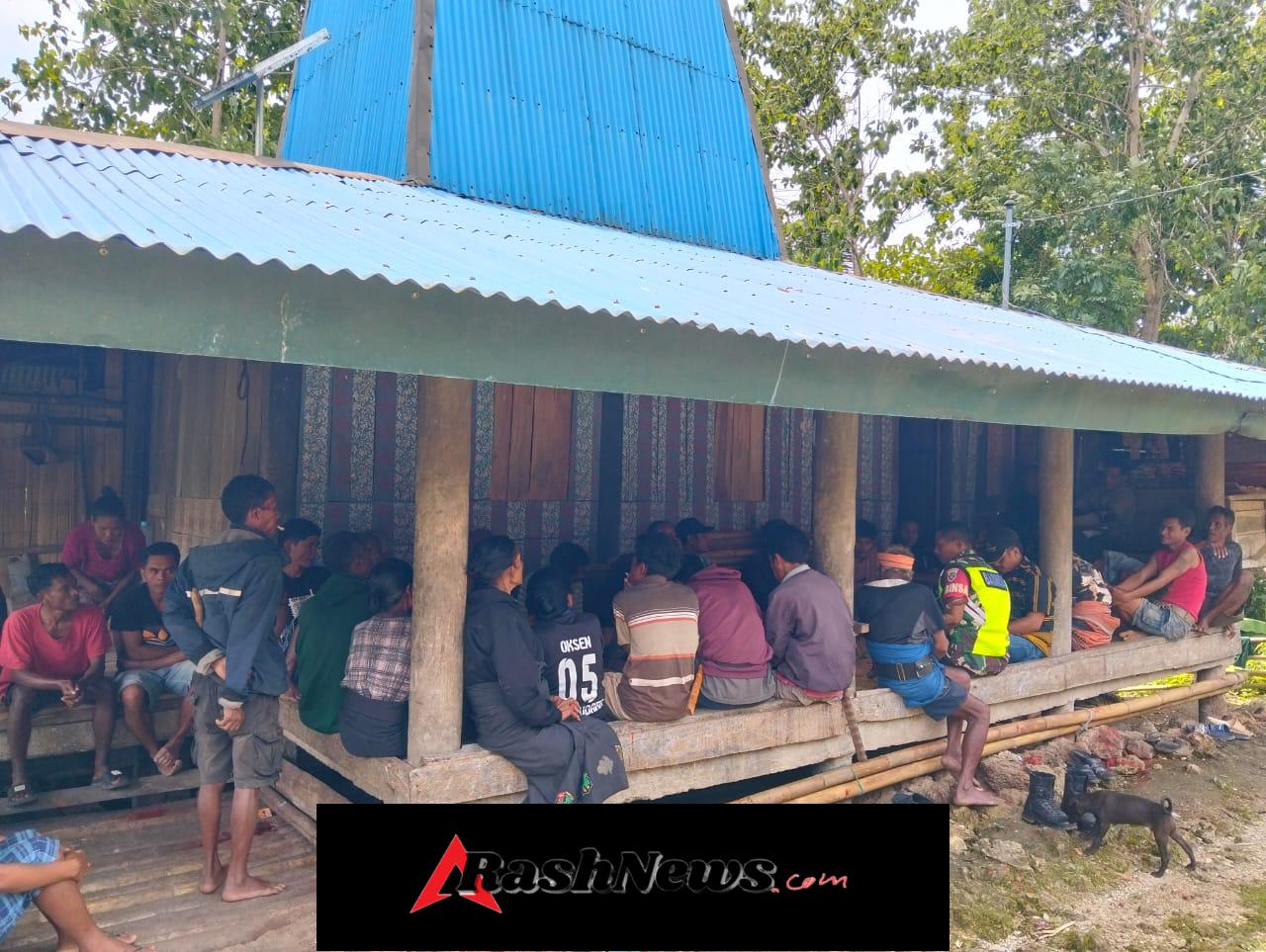 Babinsa Koramil 01/Loli Ajak Warga Jaga Kondusivitas Lewat Mediasi Damai