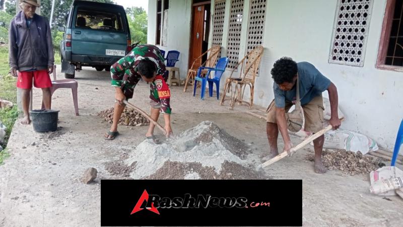 Babinsa Koramil 01/Lewa Hadir di Tengah Warga, Bantu Pembangunan Rumah
