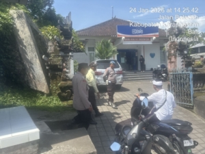 Polsek Selat Gelar Patroli untuk Jaga Keamanan Wilayah