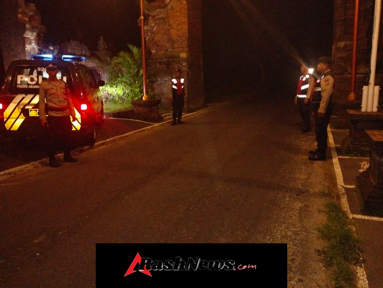 Jaga Stabilitas Kamtibmas, Samapta Polsek Abiansemal Menyisir Wilayah Saat Subuh