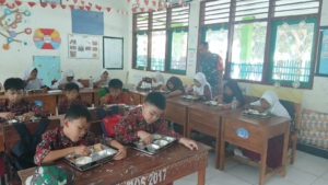Serka Bustanuddin Laksanakan Pendampingan MBG di Wilayah Binaan Taliwang