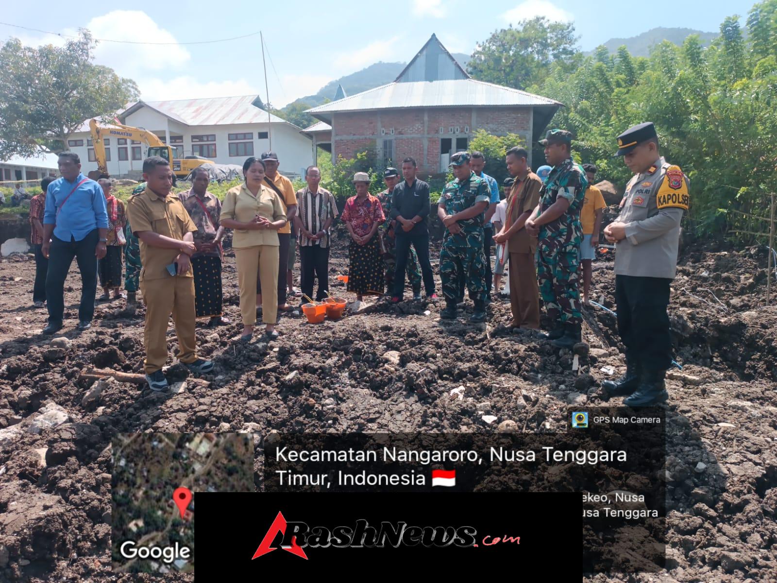 Babinsa Desa Ulupulu Dampingi Acara Adat Awal Pembangunan KDKMP di Kecamatan Nangaroro