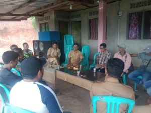 Komsos Babinsa di Desa Kebesani, Masyarakat Sambut Antusias