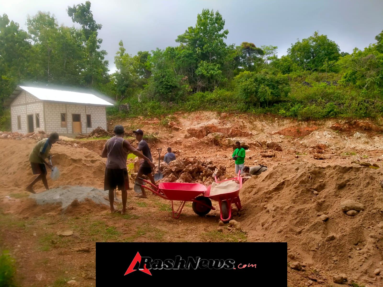 Babinsa Desa Sanggaoen Laksanakan Monitoring Progres Pembangunan KDKMP