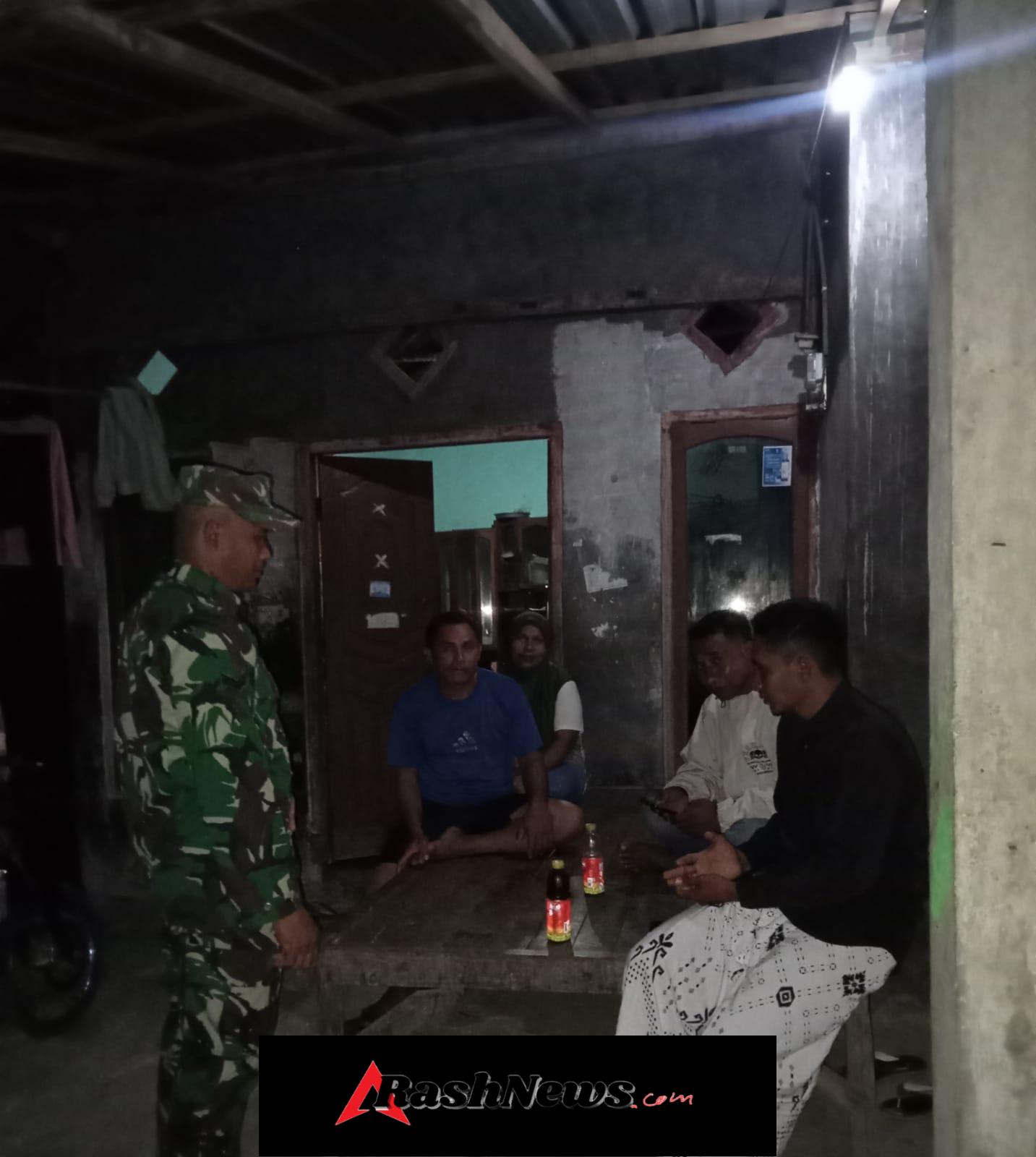 Babinsa Desa Tembalae Aktif Laksanakan Patroli Malam Bersama Warga Binaan