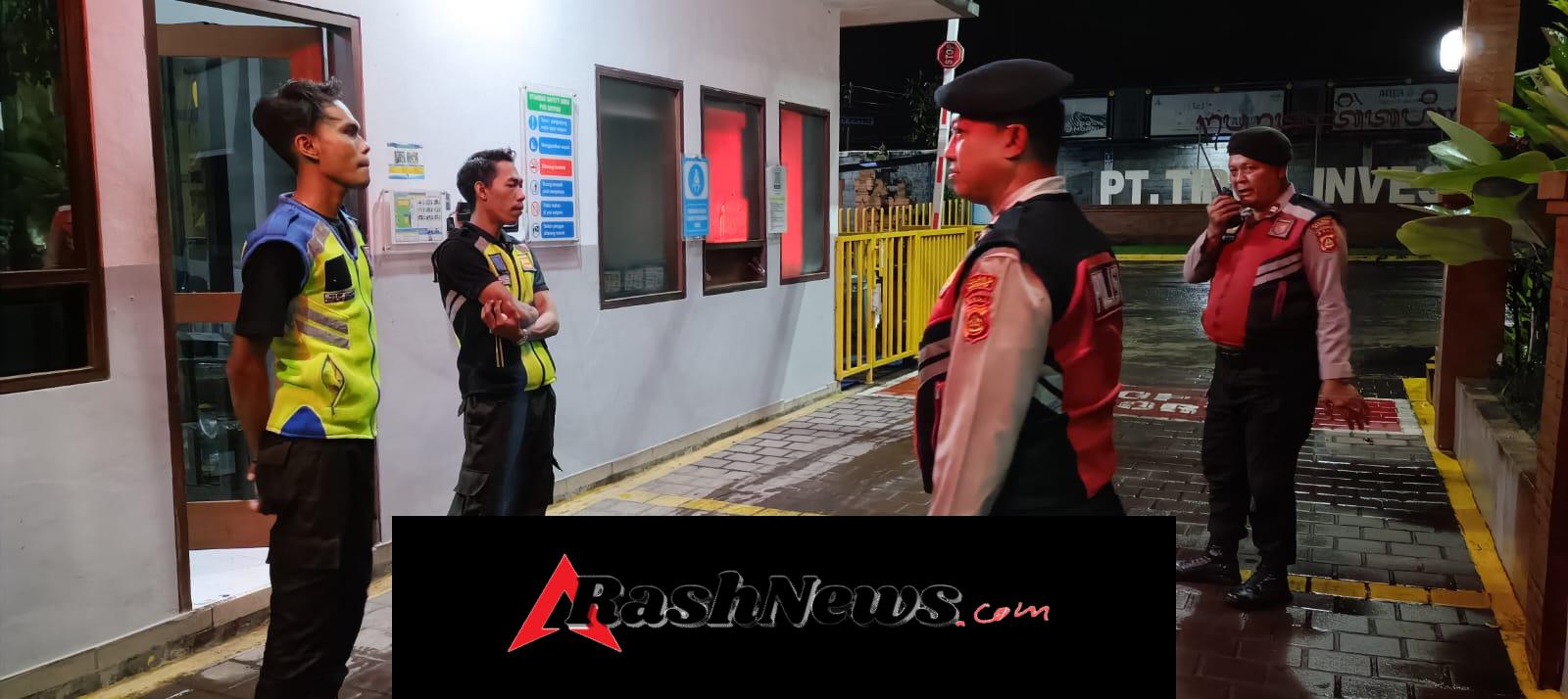 Patroli Dialogis Samapta Polsek Abiansemal Tingkatkan Harkamtibmas Di Kawasan Industri PT Tirta Investama