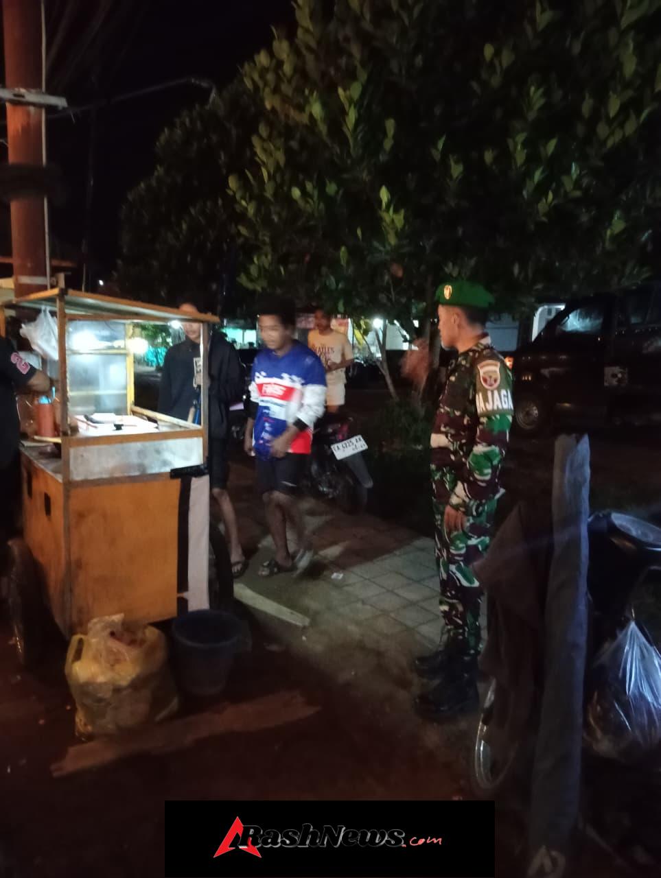 Piket Koramil 1628-02/Sekongkang Ingatkan Warga Jaga Keamanan dan Waspada Cuaca Ekstrem