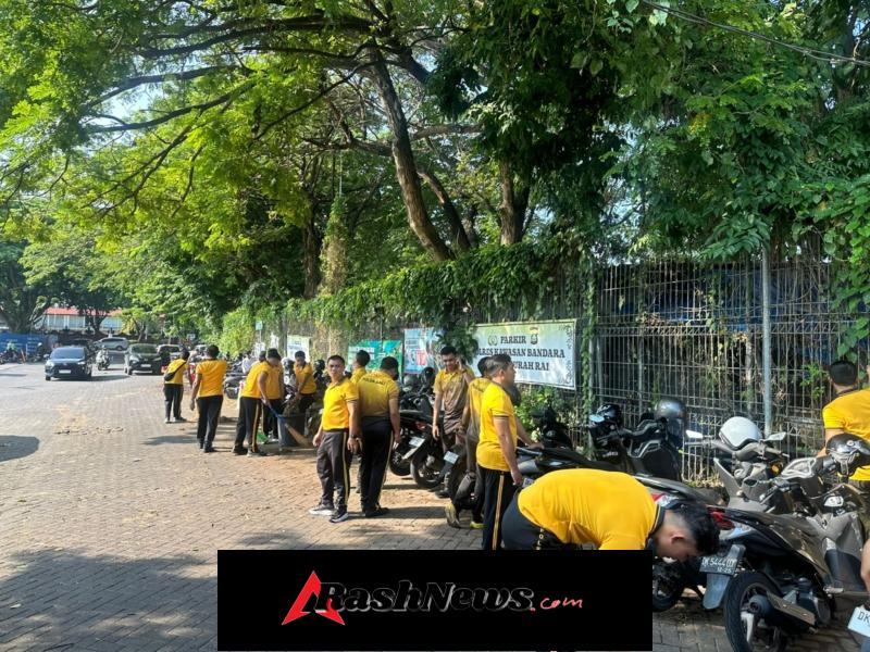 Jumat Bersih, Personel Polres Kawasan Bandara I Gusti Ngurah Rai Kerja Bakti di Mako