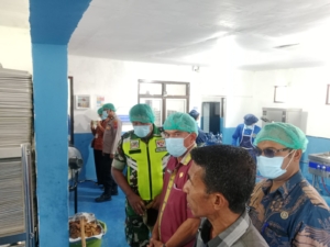 Babinsa Hadir di Tengah Masyarakat pada Launching Dapur Badan Gizi Nasional Kotaraja
